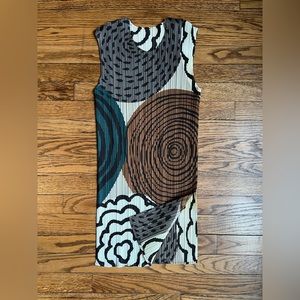 ISSEY MIYAKE PLEATS PLEASE TANK/tunic SIZE 3 LIMITED PATTERN